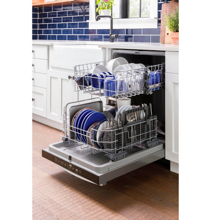 GE APPLIANCES GDF550PGRBB GE® ENERGY STAR® Front Control with Plastic Interior Dishwasher with Sanitize Cycle & Dry Boost Black